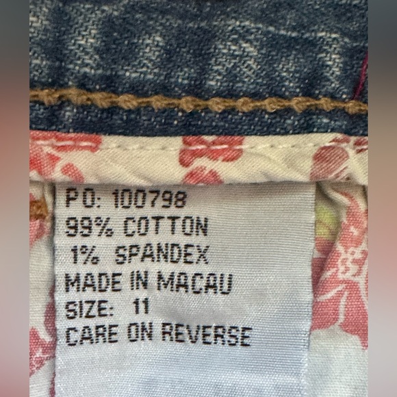 Mudd You Are Beautiful Capri Blue Jean Shorts Sz 11 Folded Short Button … - Picture 10 of 14